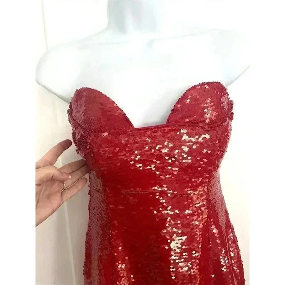 H:OURS Cesca RED Sequin Strapless Dress Size 0 XXS Valentine's Day Sexy Bodycon - Picture 10 of 11
